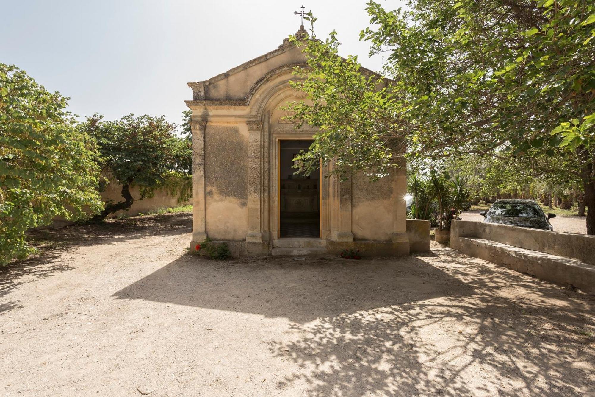 Villa Zottopera - Dimora Di Sicilia 끼아라몬떼굴피 외부 사진